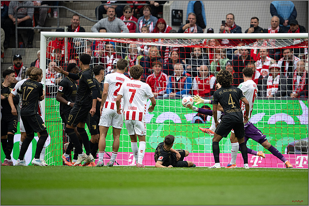 1. FC Koeln vs. FC Augsburg, 18.10.2025