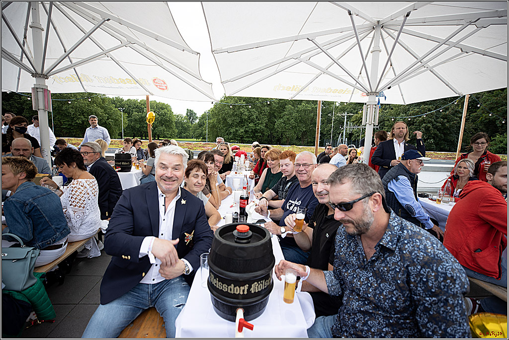 Der Kulturbiergarten 2.0 KG 1.Strassenbahnsitzung e.V und Koelner Kuenstlern, 07.08.2021