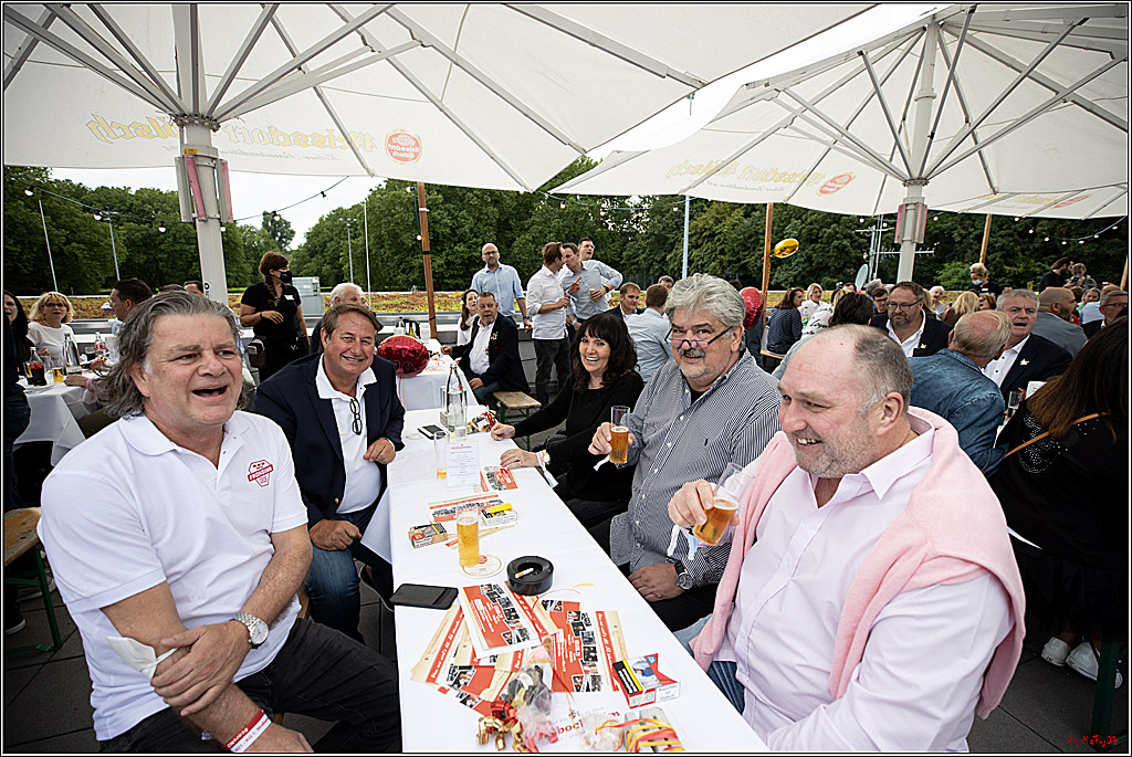 Der Kulturbiergarten 2.0 KG 1.Strassenbahnsitzung e.V und Koelner Kuenstlern, 07.08.2021