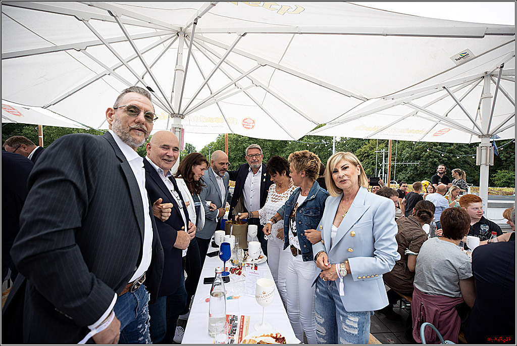 Der Kulturbiergarten 2.0 KG 1.Strassenbahnsitzung e.V und Koelner Kuenstlern, 07.08.2021
