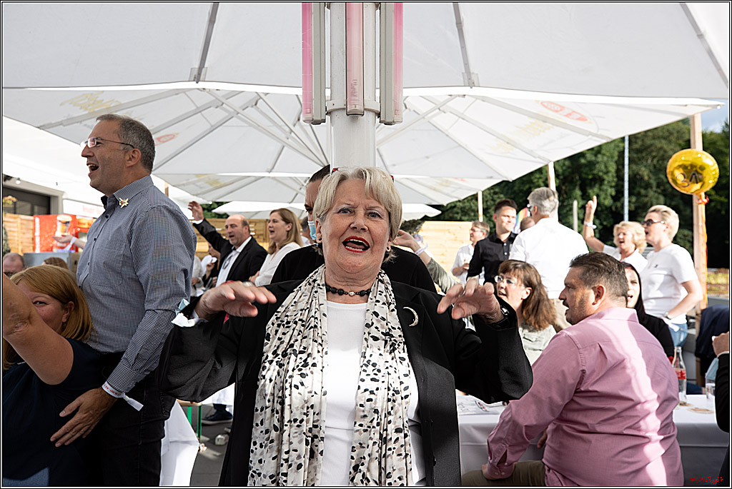 Der Kulturbiergarten 2.0 KG 1.Strassenbahnsitzung e.V und Koelner Kuenstlern, 07.08.2021