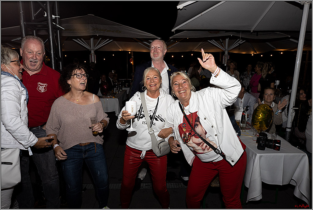 Der Kulturbiergarten 2.0 KG 1.Strassenbahnsitzung e.V und Koelner Kuenstlern, 07.08.2021