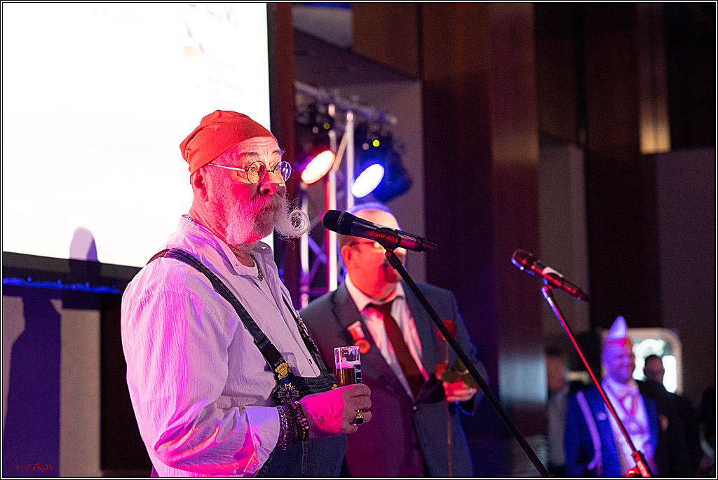 1. Straßenbahnsitzung Hofburg; Koeln, 21.01.2023