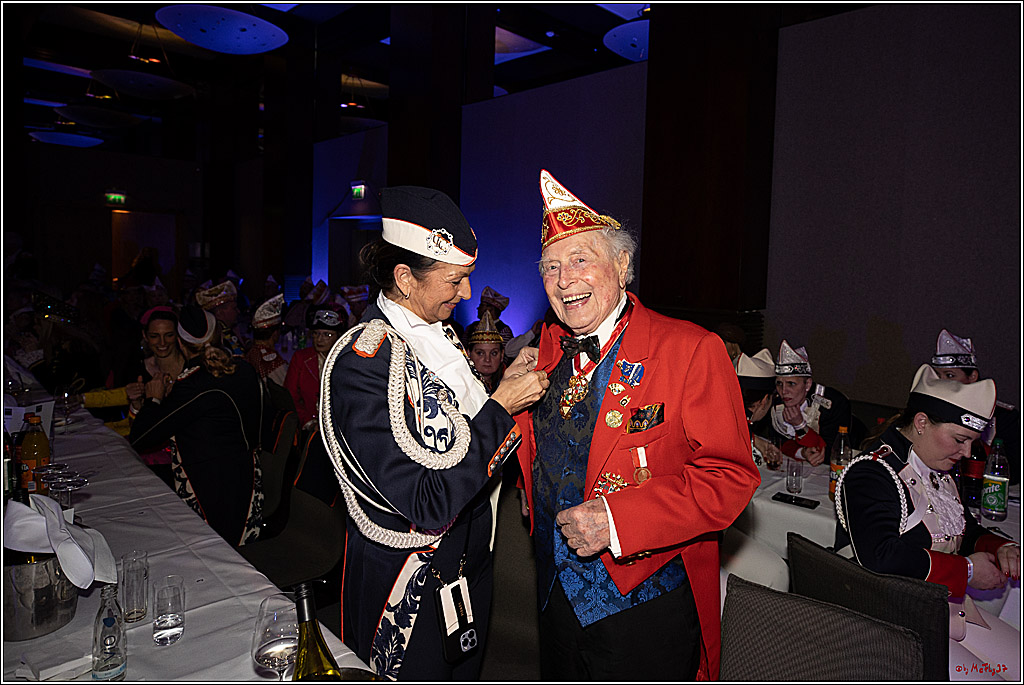 1. Straßenbahnsitzung Hofburg; Koeln, 21.01.2023