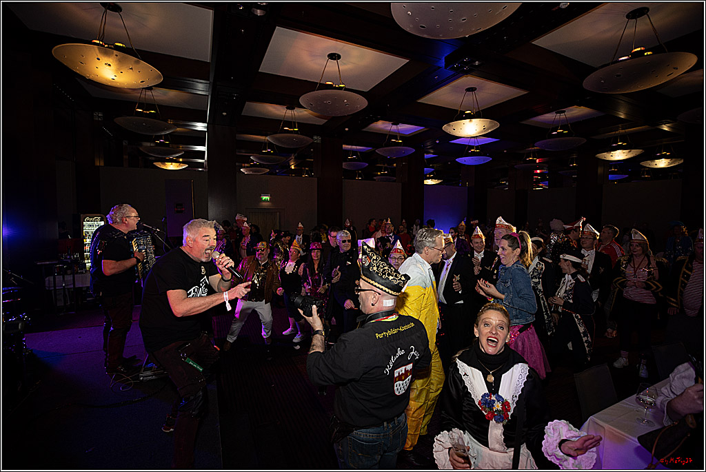 1. Straßenbahnsitzung Hofburg; Koeln, 21.01.2023