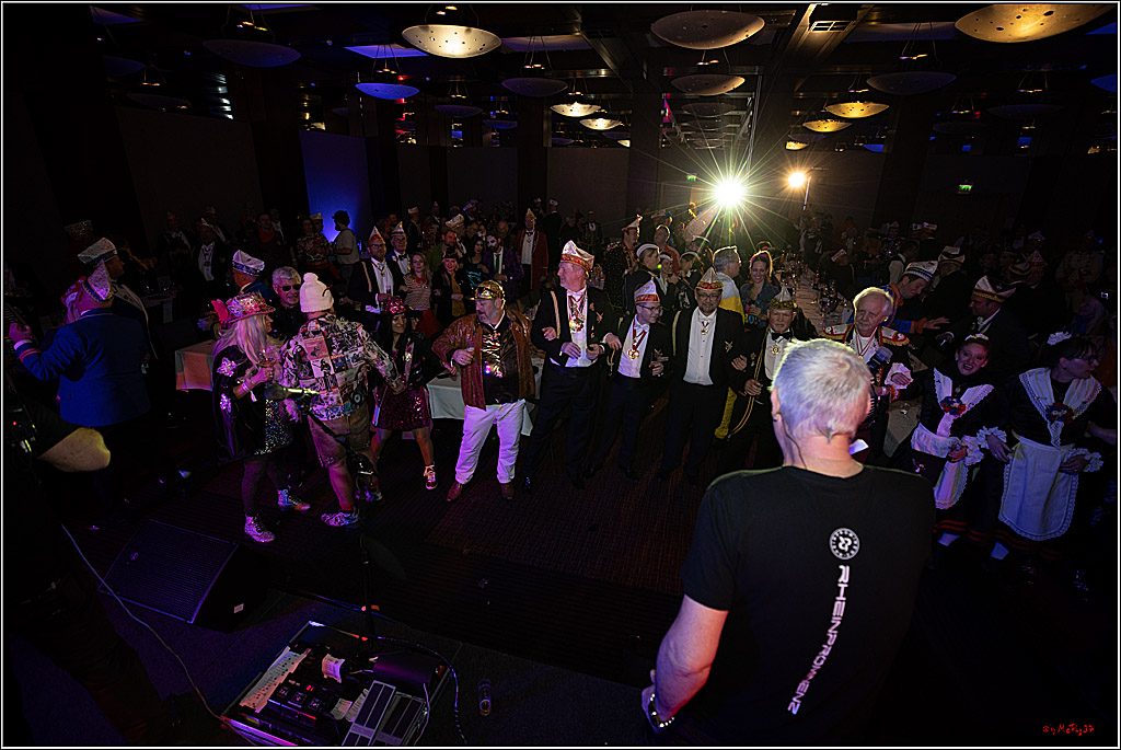 1. Straßenbahnsitzung Hofburg; Koeln, 21.01.2023