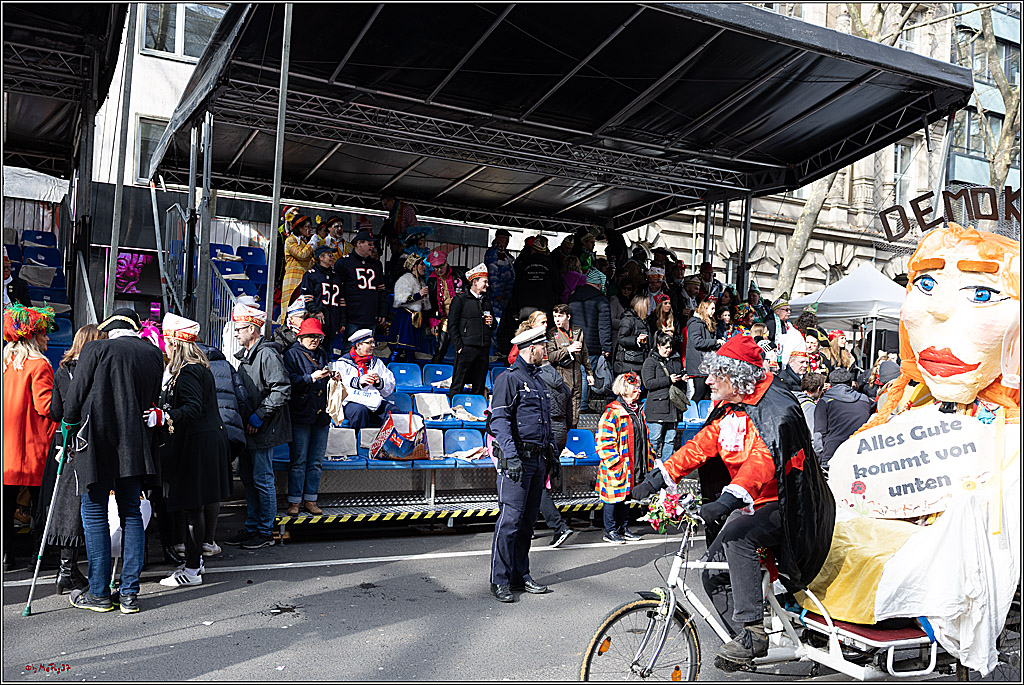 1.Stassenbahnsitzung Rosenmontagszug 2023 - Club Einundfünfzig; Koeln, 20.02.2023