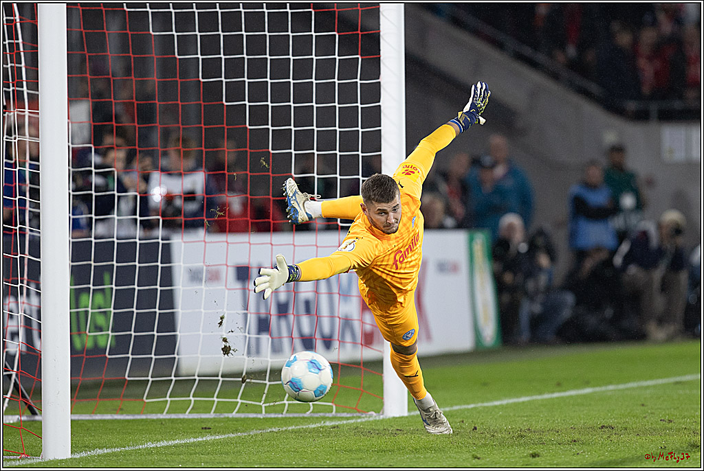DFB Pokal: 1.FC Köln - Holstein Kiel, 29.10.2024