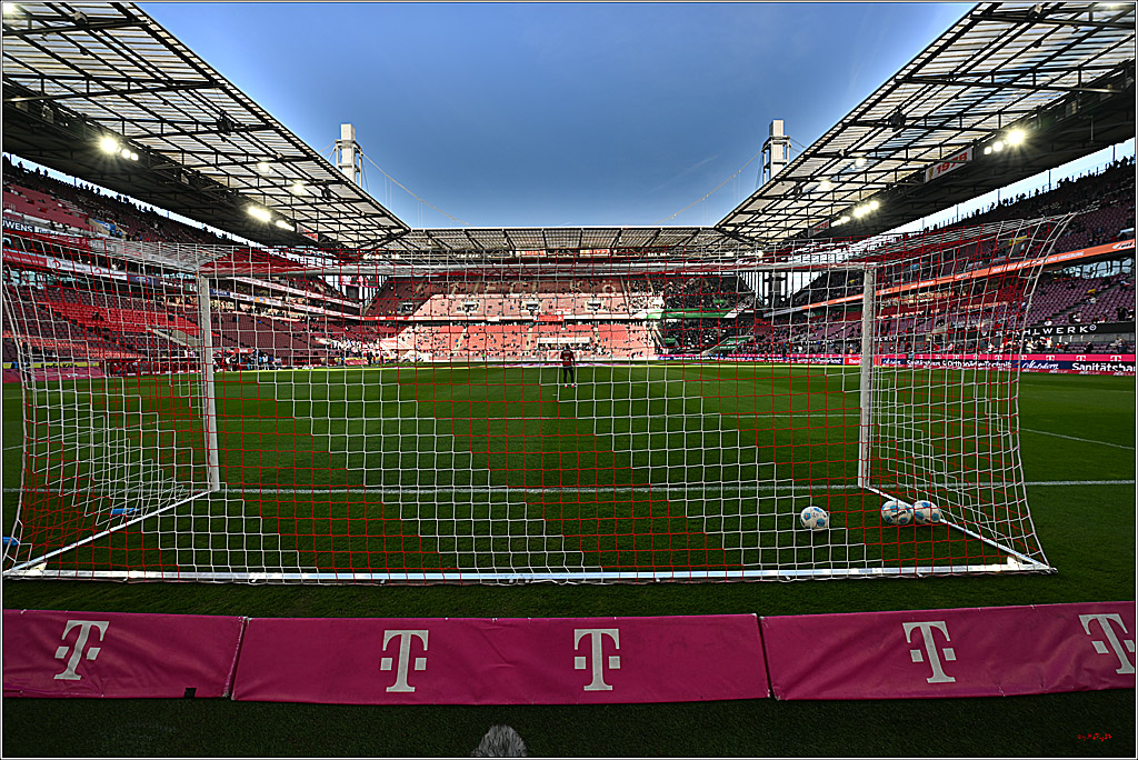 2. Fussball Bundesliga, 1.FC Köln - Hannover 96, 30.11.2024