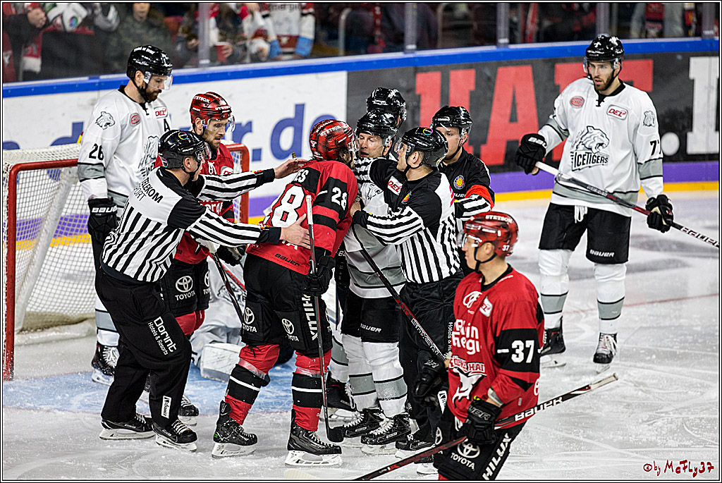 DEL, Koelner Haie - Nuernberg Thomas Sabo Ice Tigers, 10.12.2017