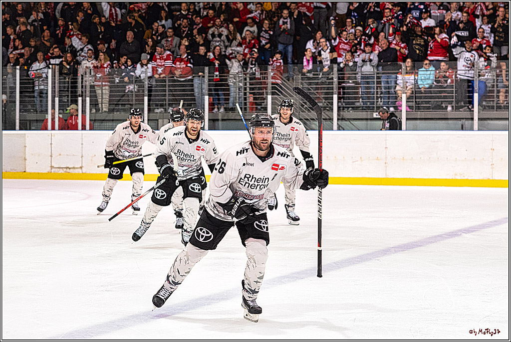 PENNY DEL 1. Testspiel Koelner Haie - Duesseldorfer EG ; Koeln, 03.09.2023