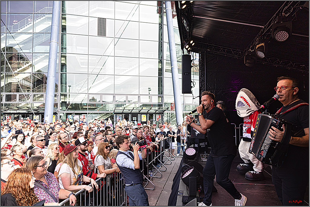 PENNY DEL Saisoneroeffnungsfeier Koelner Haie; Koeln, 03.09.2023