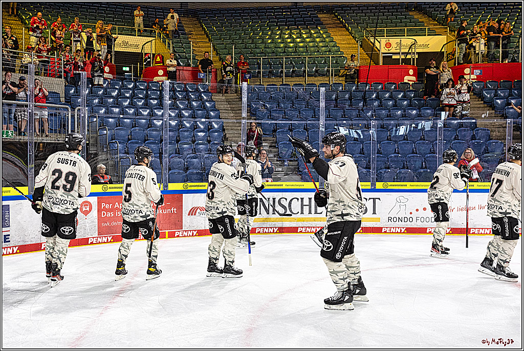 PENNY DEL 1. Testspiel Krefeld Pinguine - Koelner Haie; Krefeld, 10.09.2023