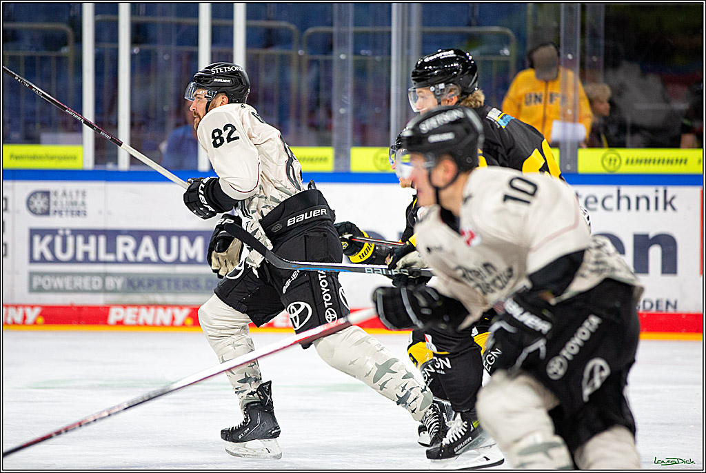 PENNY DEL; Testspiel Krefelder Pinguine- Koelner Haie; Krefeld, 10.09.2023