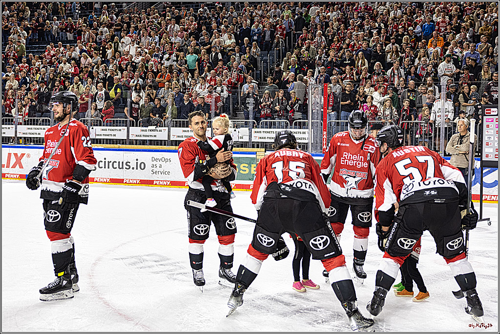 PENNY DEL 1. Koelner Haie - Nuernberg Ice Tigers; Koeln, 15.09.2023