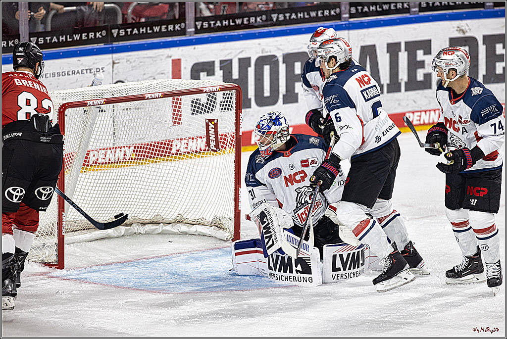 PENNY DEL 1. Koelner Haie - Nuernberg Ice Tigers; Koeln, 15.09.2023
