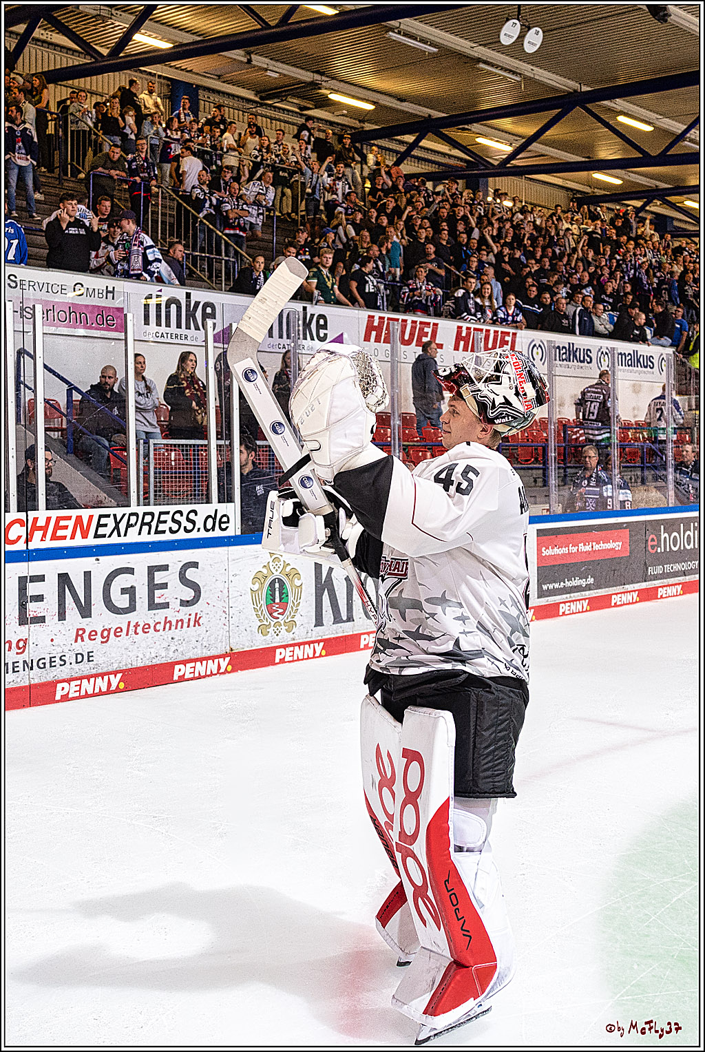 PENNY DEL 1 Iserlohn Roosters - Koelner Haie; Koeln, 28.09.2023