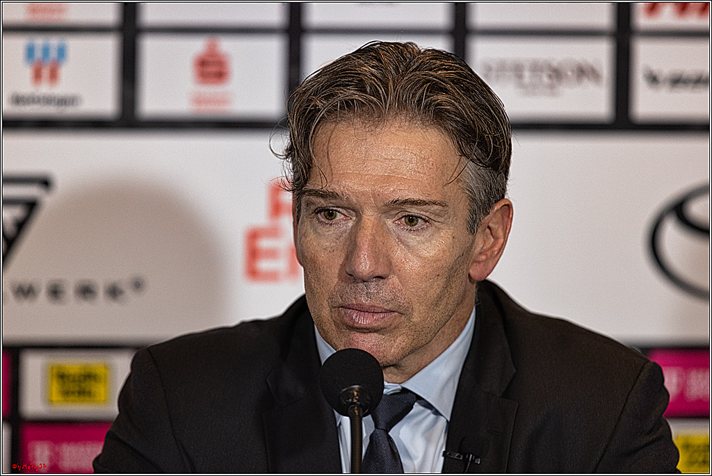 PENNY DEL 1. Koelner Haie - Augsburger Panther; Koeln, 03.10.2023