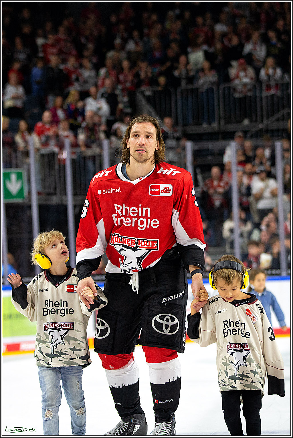 PENNY DEL; Koelner Haie- AEV Augsburg; Koeln, 03.10.2023