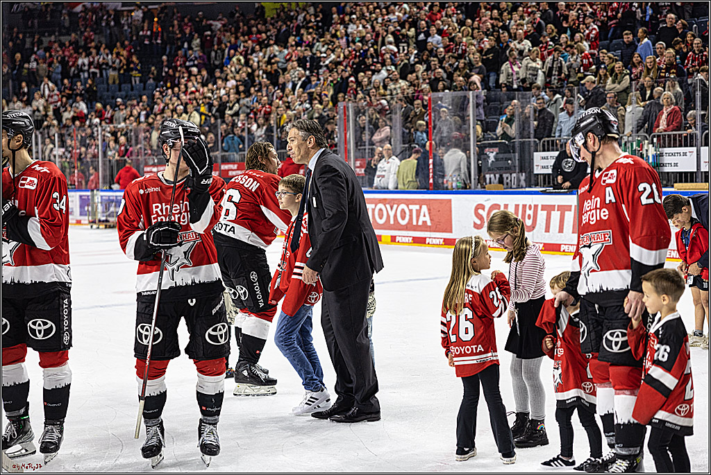 PENNY DEL 1. Koelner Haie - Augsburger Panther; Koeln, 03.10.2023
