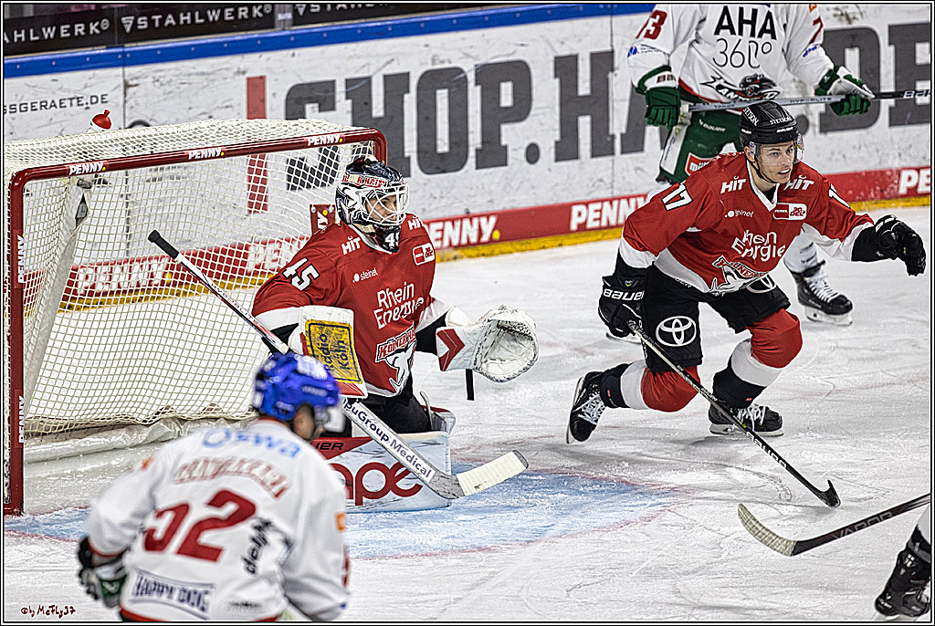 PENNY DEL 1. Koelner Haie - Augsburger Panther; Koeln, 19.11.2023