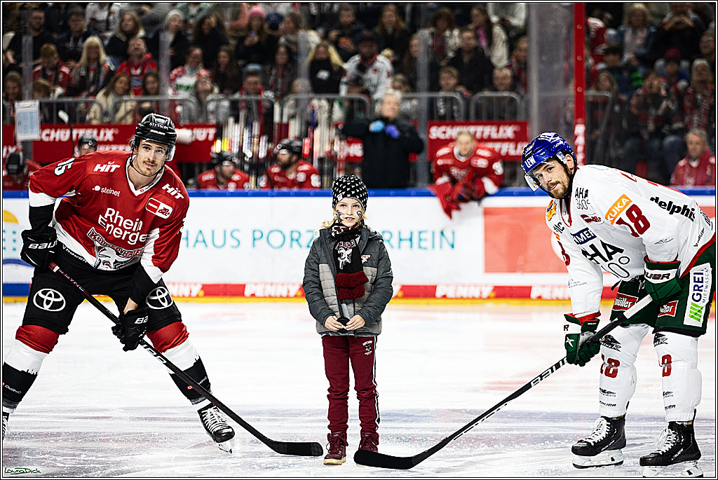 PENNY DEL; Koelner Haie-Augsburger Panthers; Koeln, 19.11.2023