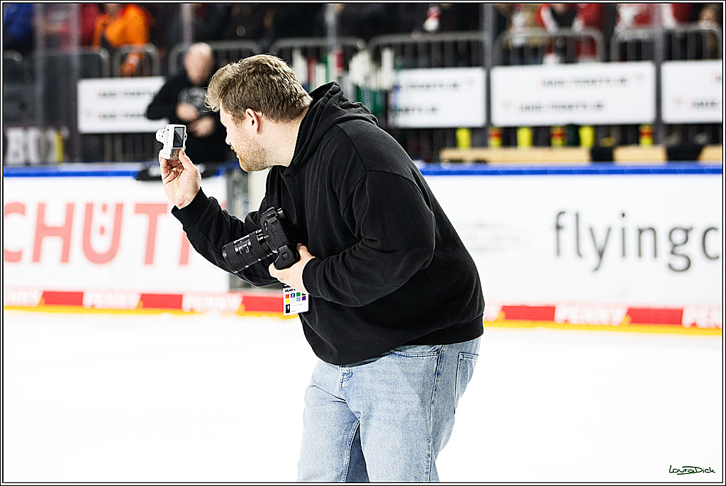PENNY DEL; Koelner Haie-Augsburger Panthers; Koeln, 19.11.2023