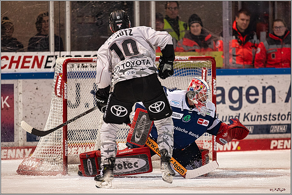 PENNY DEL Iserlohn Roosters - 1. Koelner Haie; Iserlohn, 01.12.2023