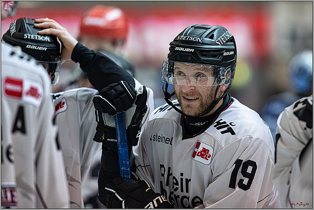 PENNY DEL Iserlohn Roosters - 1. Koelner Haie; Iserlohn, 01.12.2023