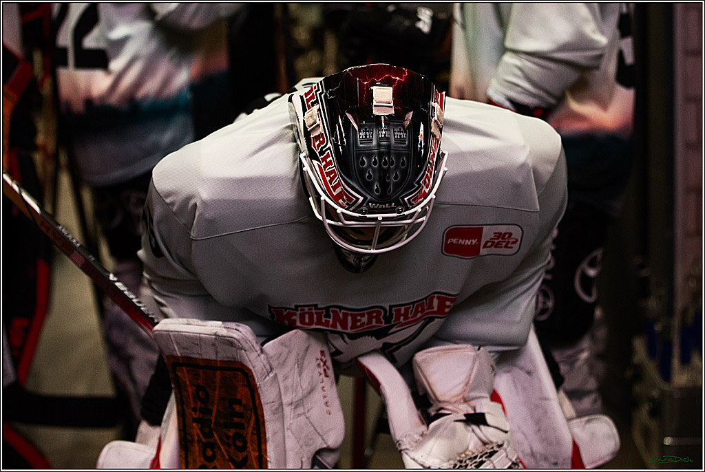 PENNY DEL; Duesseldorfer EG- Koelner Haie; Duesseldorf, 03.12.2023