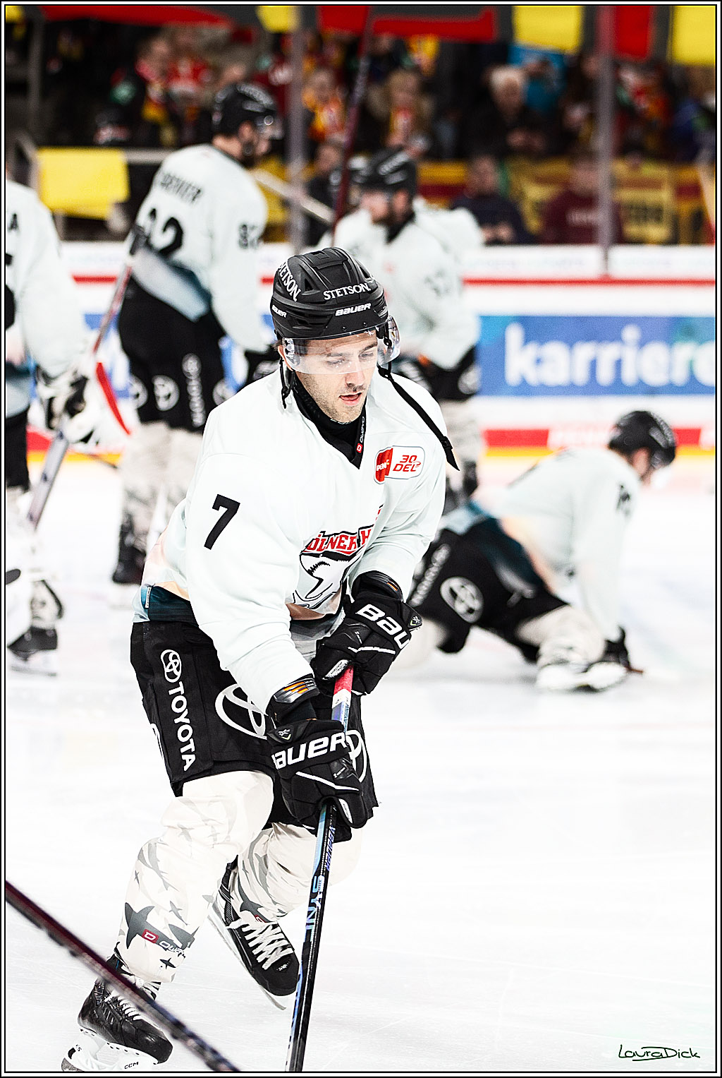 PENNY DEL; Duesseldorfer EG- Koelner Haie; Duesseldorf, 03.12.2023