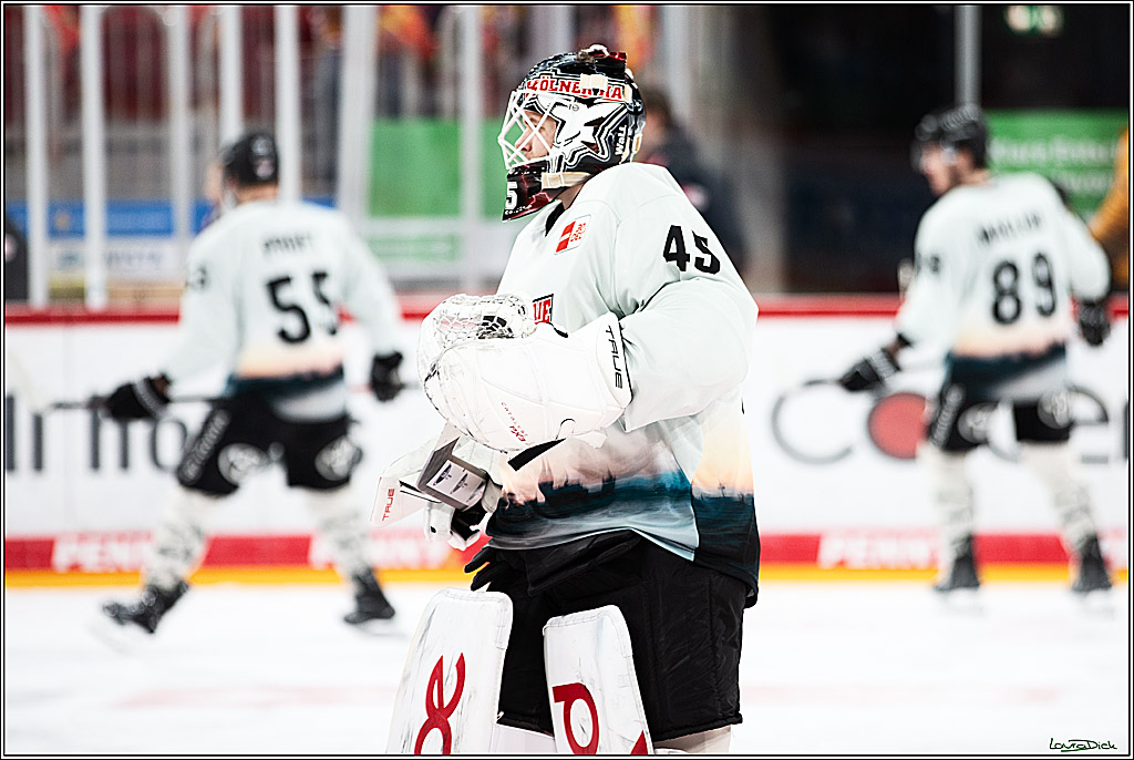PENNY DEL; Duesseldorfer EG- Koelner Haie; Duesseldorf, 03.12.2023