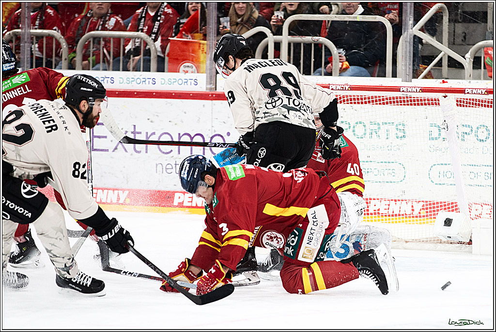 PENNY DEL; Duesseldorfer EG- Koelner Haie; Duesseldorf, 03.12.2023