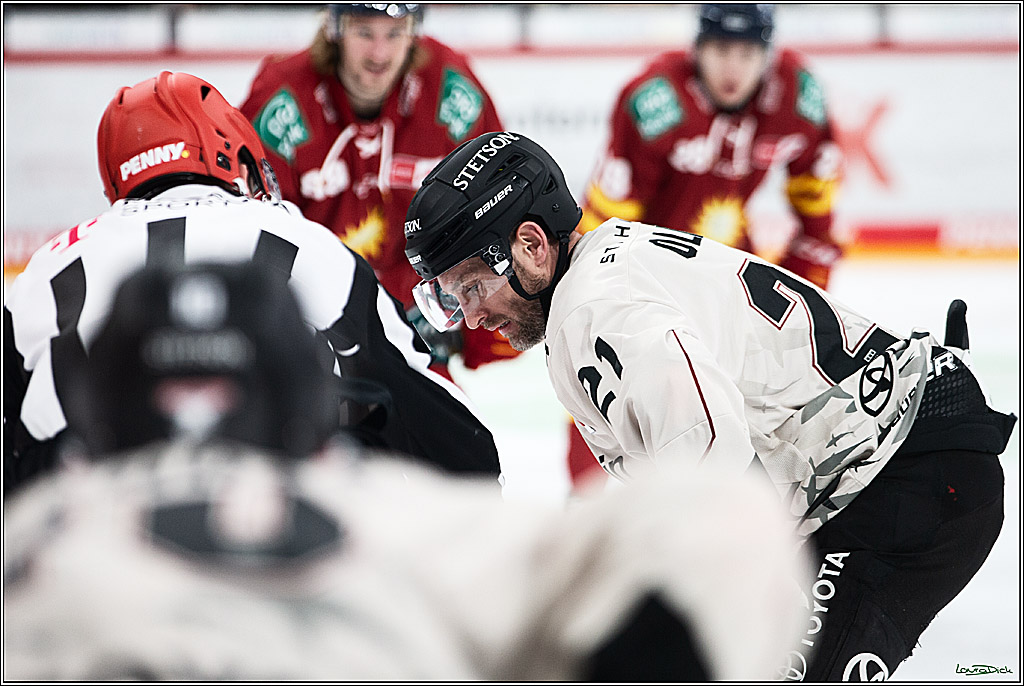 PENNY DEL; Duesseldorfer EG- Koelner Haie; Duesseldorf, 03.12.2023