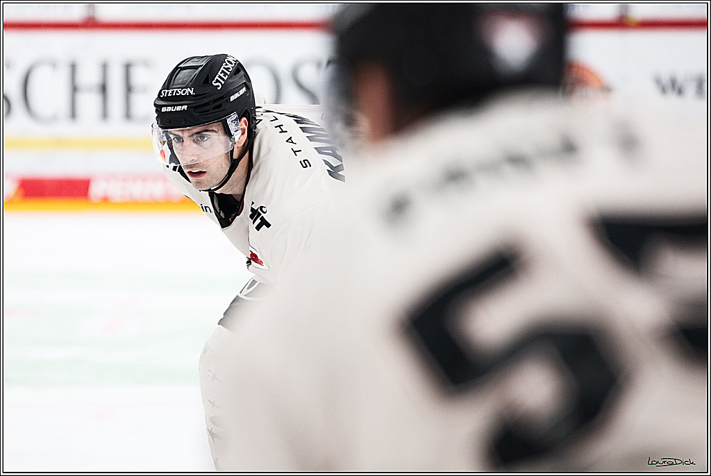 PENNY DEL; Duesseldorfer EG- Koelner Haie; Duesseldorf, 03.12.2023