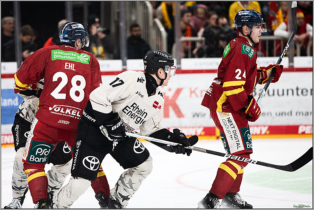PENNY DEL; Duesseldorfer EG- Koelner Haie; Duesseldorf, 03.12.2023