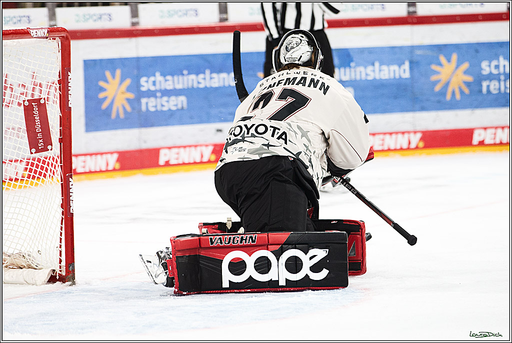 PENNY DEL; Duesseldorfer EG- Koelner Haie; Duesseldorf, 03.12.2023