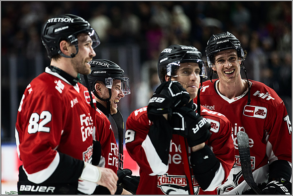 PENNY DEL; Koelner Haie- Straubing Tigers; Koeln, 15.12.2023