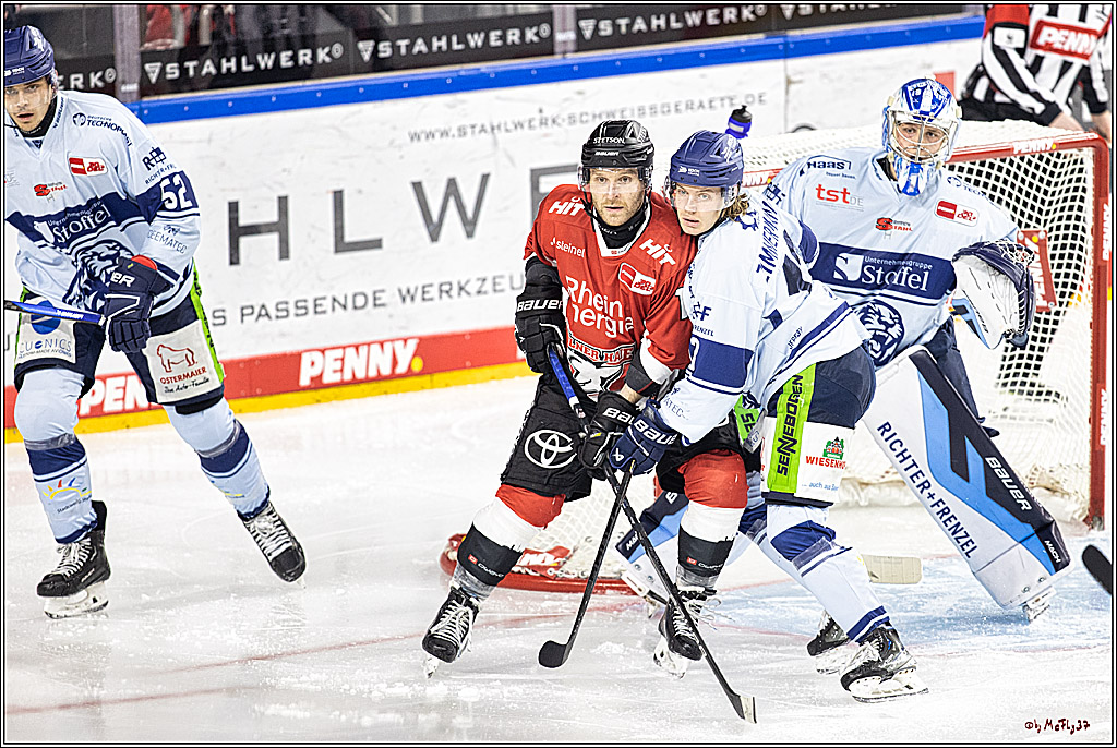 PENNY DEL 1. Koelner Haie - Straubing Tigers; Koeln, 15.12.2023