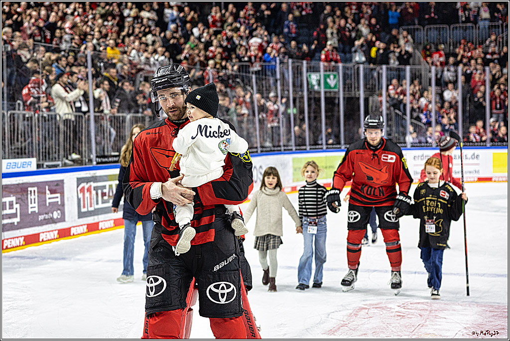 PENNY DEL 1. Koelner Haie - Nürnberg Ice Tigers; Koeln, 17.12.2023