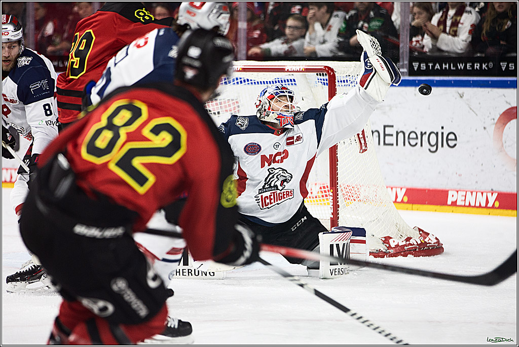 PENNY DEL; Koelner Haie- Nuernberger Ice Tigers; Koeln, 17.12.2023