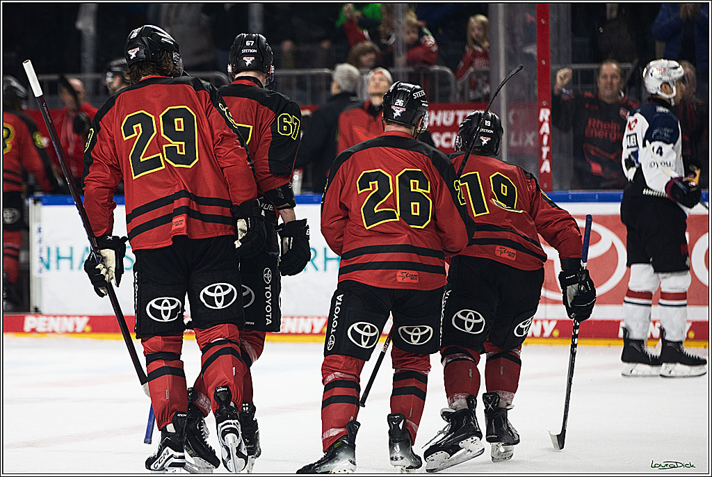 PENNY DEL; Koelner Haie- Nuernberger Ice Tigers; Koeln, 17.12.2023