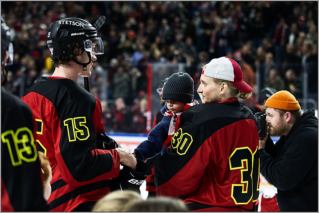 PENNY DEL; Koelner Haie- Nuernberger Ice Tigers; Koeln, 17.12.2023