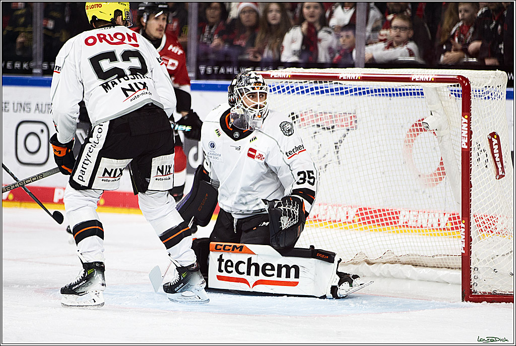 PENNY DEL; Koelner Haie- Loewen Frankfurt; Koeln, 26.12.2023