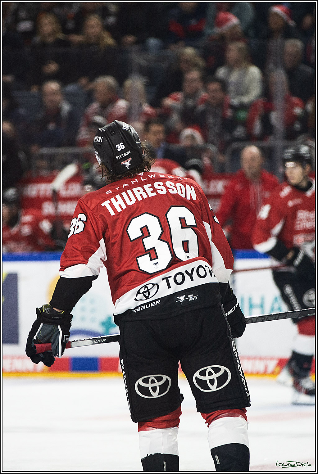 PENNY DEL; Koelner Haie- Loewen Frankfurt; Koeln, 26.12.2023