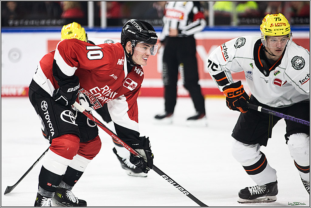 PENNY DEL; Koelner Haie- Loewen Frankfurt; Koeln, 26.12.2023