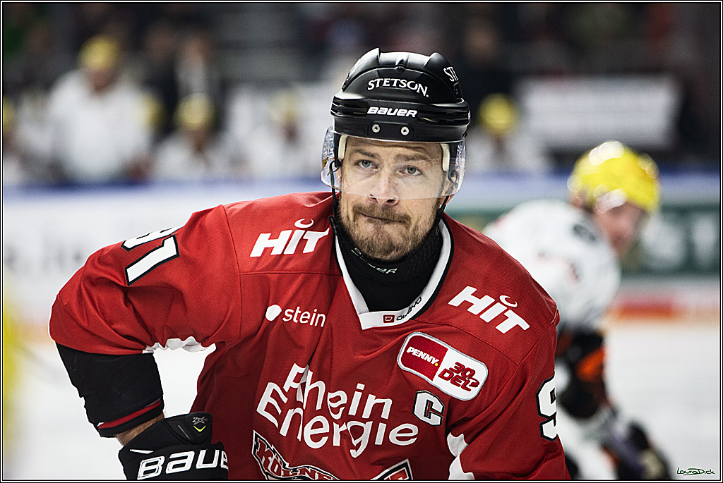 PENNY DEL; Koelner Haie- Loewen Frankfurt; Koeln, 26.12.2023
