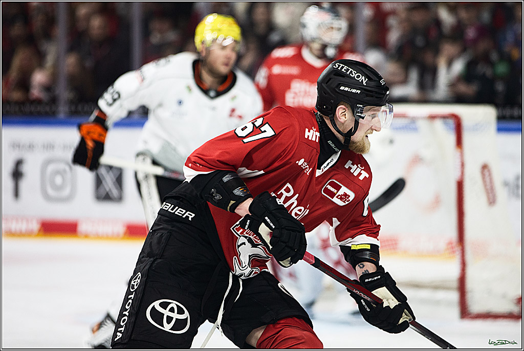 PENNY DEL; Koelner Haie- Loewen Frankfurt; Koeln, 26.12.2023