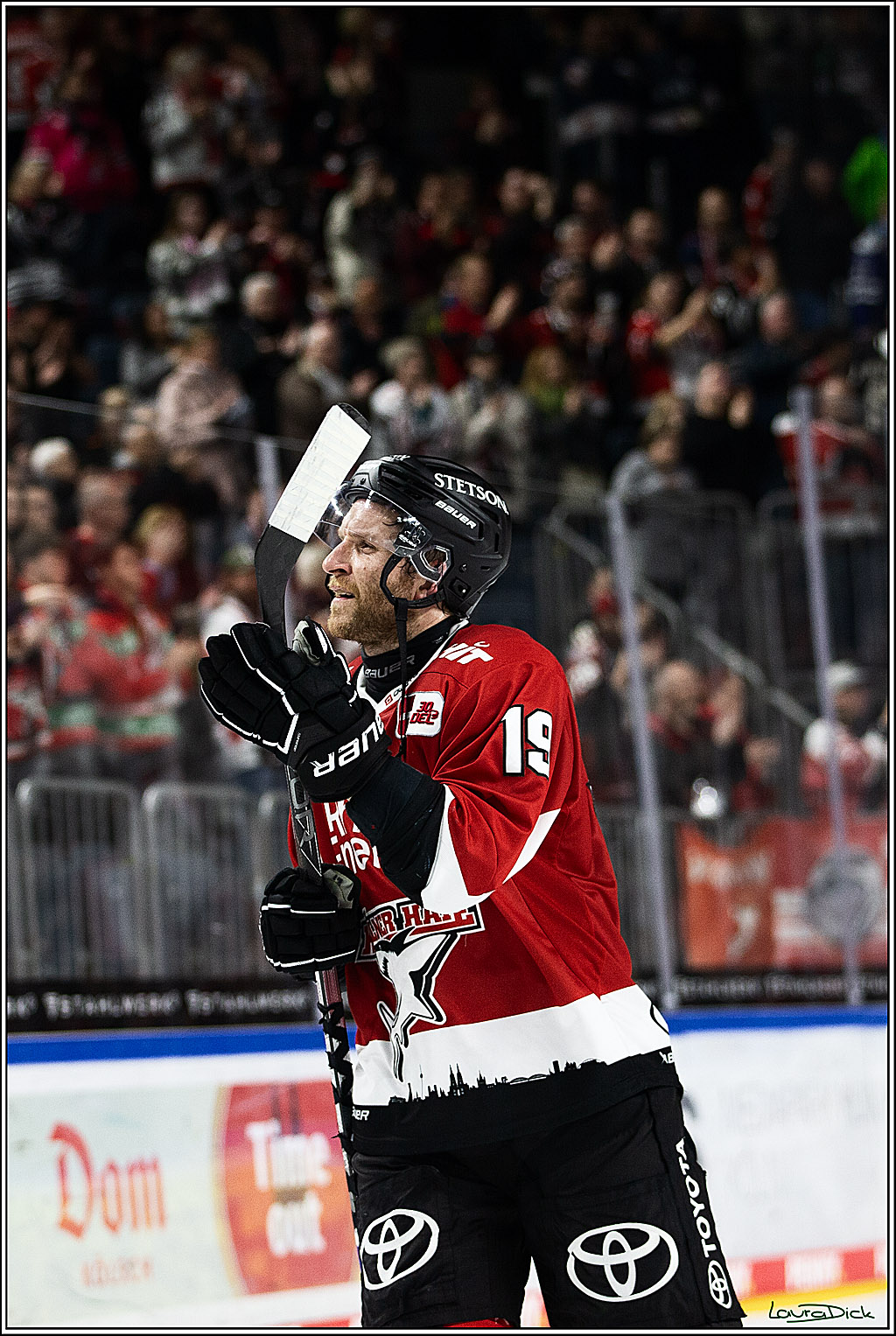 PENNY DEL; Koelner Haie- Loewen Frankfurt; Koeln, 26.12.2023