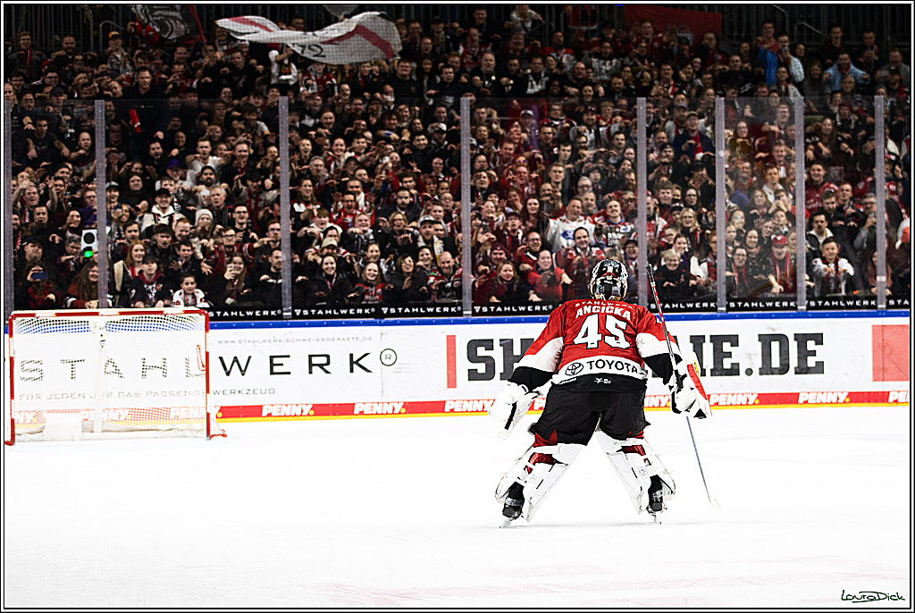 PENNY DEL; Koelner Haie- Duesseldorfer EG; Koeln, 28.12.2023